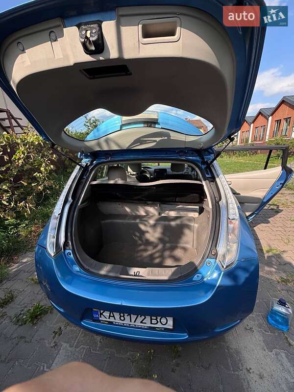 Хетчбек Nissan Leaf 2012 в Києві фото 4 Хетчбек Nissan Leaf 2012 в Києві