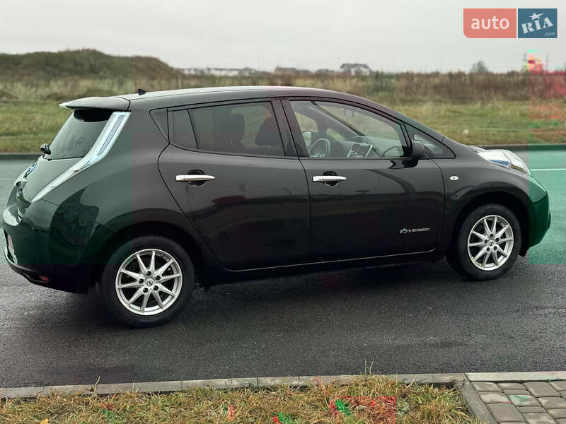 Хэтчбек Nissan Leaf 2017 в Виннице