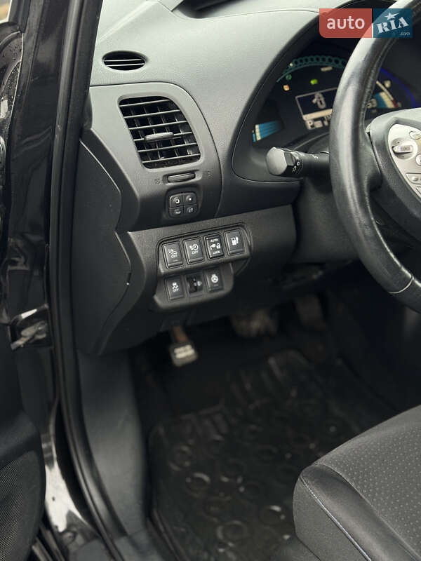 Хэтчбек Nissan Leaf 2017 в Виннице