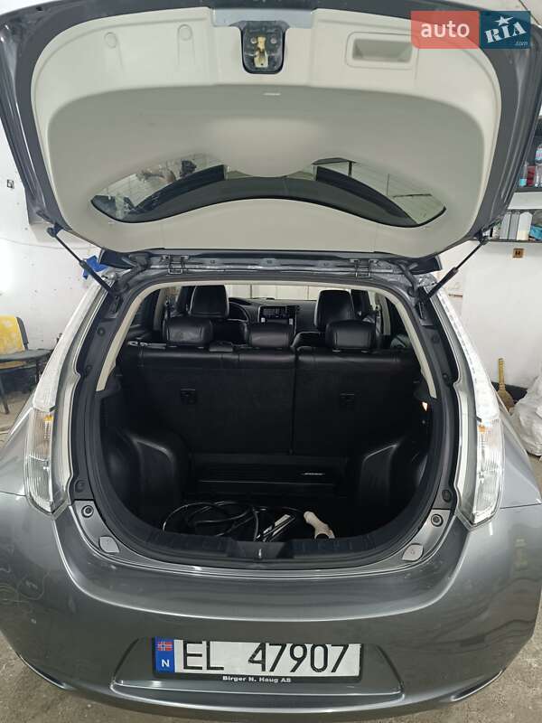 Хэтчбек Nissan Leaf 2015 в Ровно фото 19 Хэтчбек Nissan Leaf 2015 в Ровно