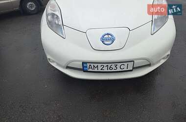 Хетчбек Nissan Leaf 2015 в Житомирі