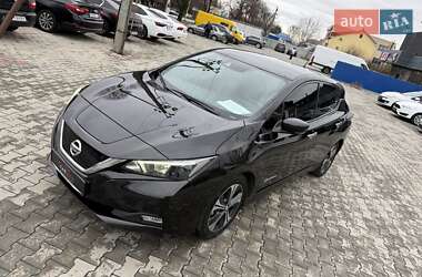 Хетчбек Nissan Leaf 2018 в Ужгороді
