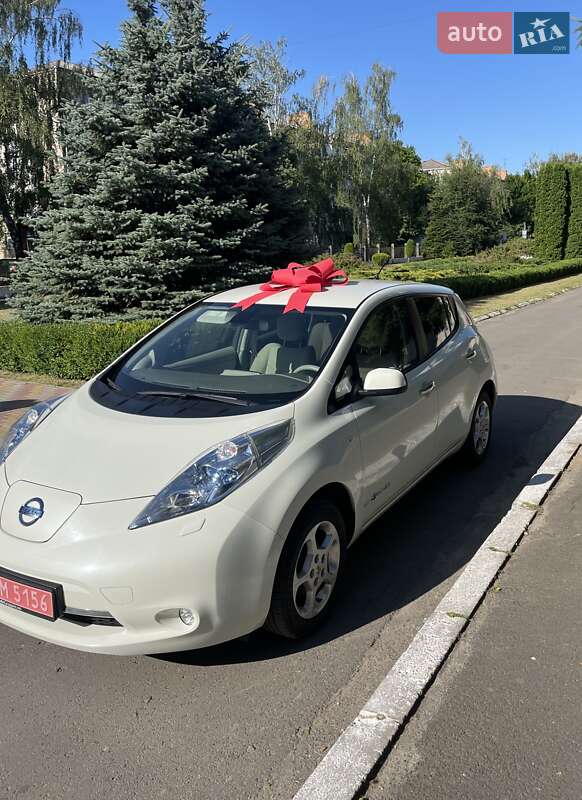 Хетчбек Nissan Leaf 2012 в Луцьку фото 5 Хетчбек Nissan Leaf 2012 в Луцьку