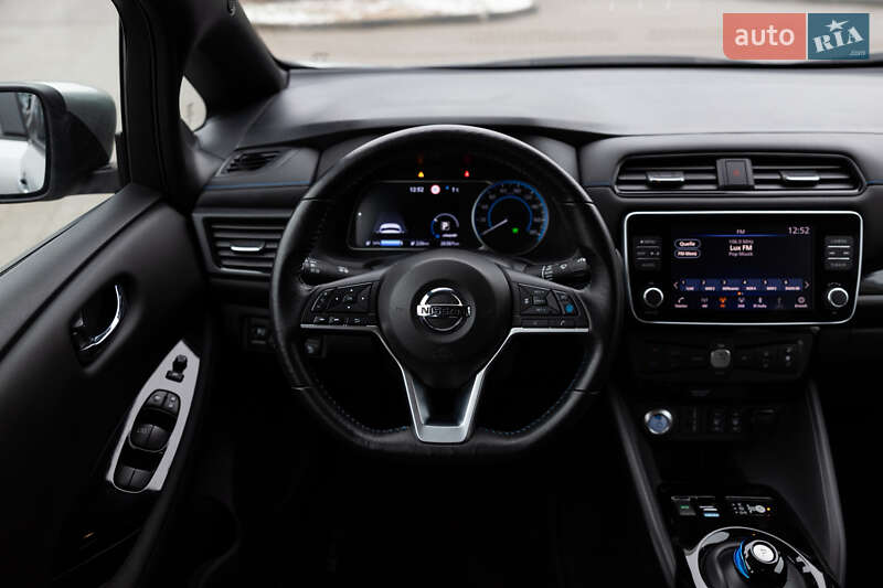 Хэтчбек Nissan Leaf 2022 в Луцке