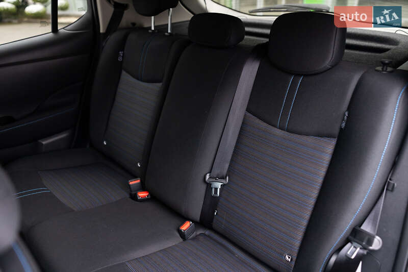 Хэтчбек Nissan Leaf 2022 в Луцке