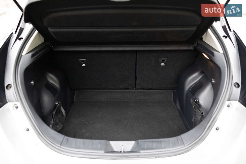 Хэтчбек Nissan Leaf 2022 в Луцке