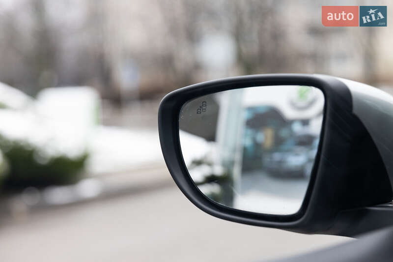 Хэтчбек Nissan Leaf 2022 в Луцке