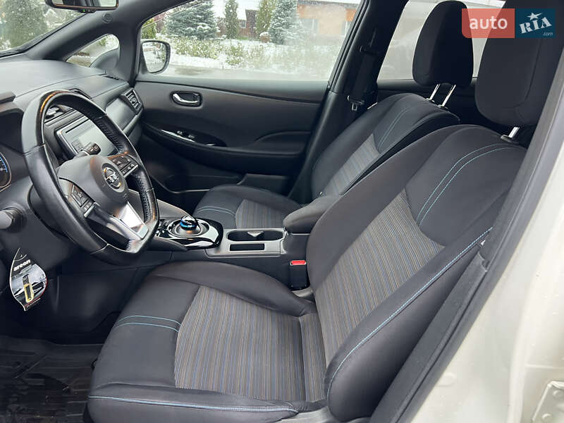 Хетчбек Nissan Leaf 2018 в Харкові