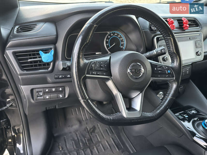 Хэтчбек Nissan Leaf 2018 в Тернополе фото 24 Хэтчбек Nissan Leaf 2018 в Тернополе