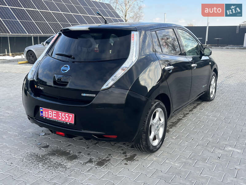 Хетчбек Nissan Leaf 2012 в Володимирі фото 6 Хетчбек Nissan Leaf 2012 в Володимирі