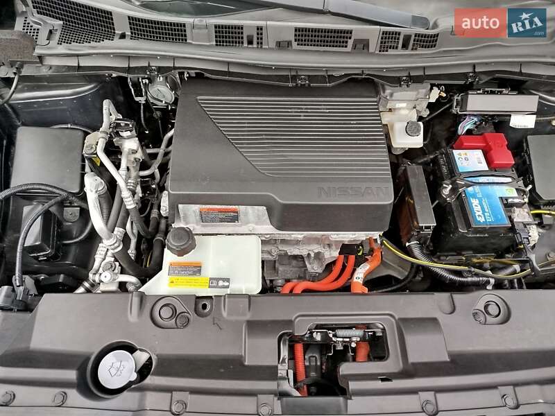 Хетчбек Nissan Leaf 2018 в Рівному