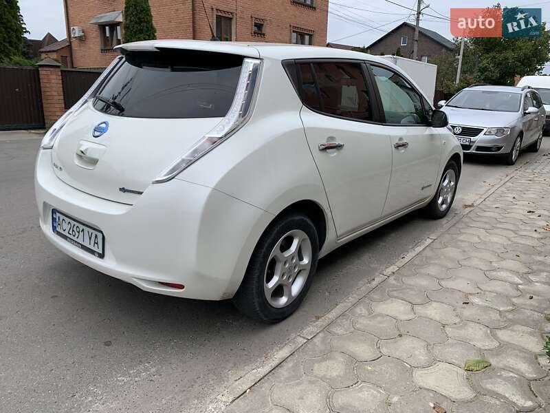 Хетчбек Nissan Leaf 2017 в Ковелі
