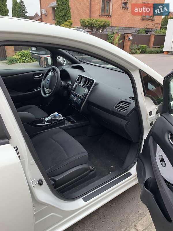 Хетчбек Nissan Leaf 2017 в Ковелі