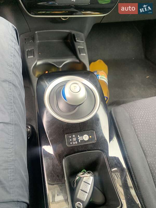 Хетчбек Nissan Leaf 2017 в Ковелі