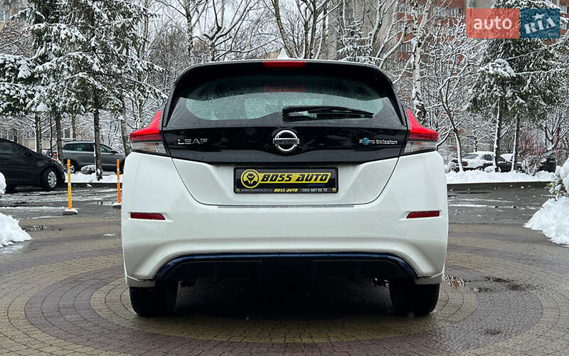 Хэтчбек Nissan Leaf 2019 в Львове