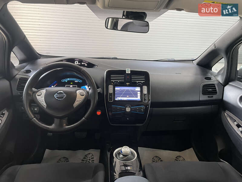 Хэтчбек Nissan Leaf 2013 в Стрые