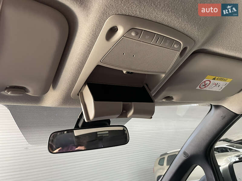 Хэтчбек Nissan Leaf 2013 в Стрые