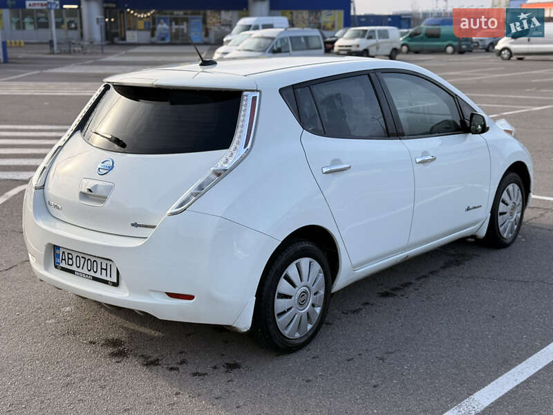 Хетчбек Nissan Leaf 2015 в Вінниці
