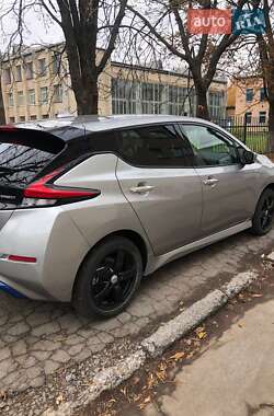 Хэтчбек Nissan Leaf 2021 в Звягеле