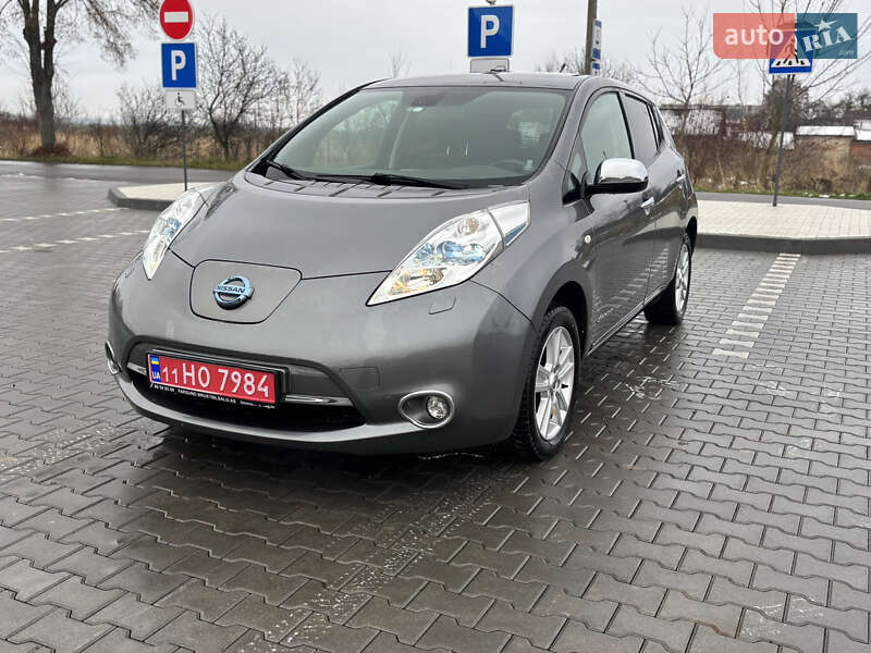 Хетчбек Nissan Leaf 2013 в Володимирі