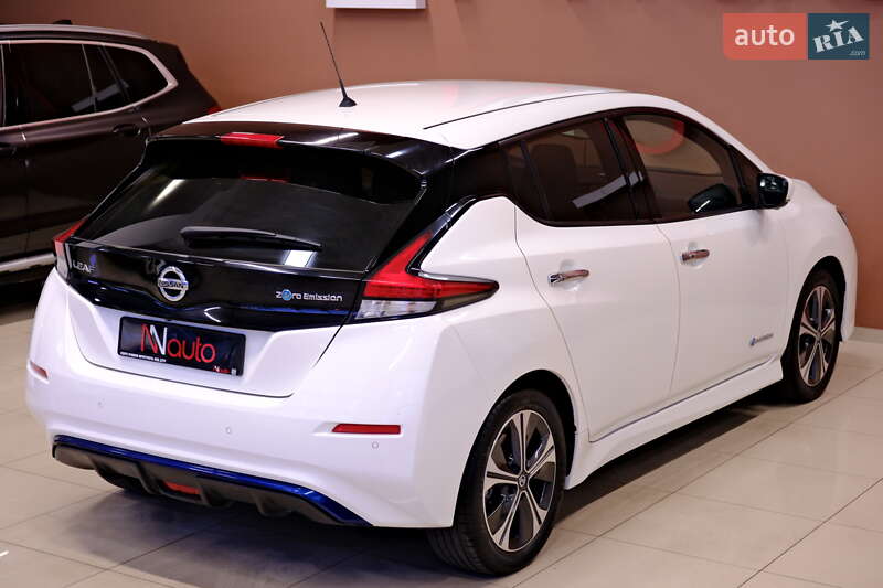 Хетчбек Nissan Leaf 2019 в Одесі