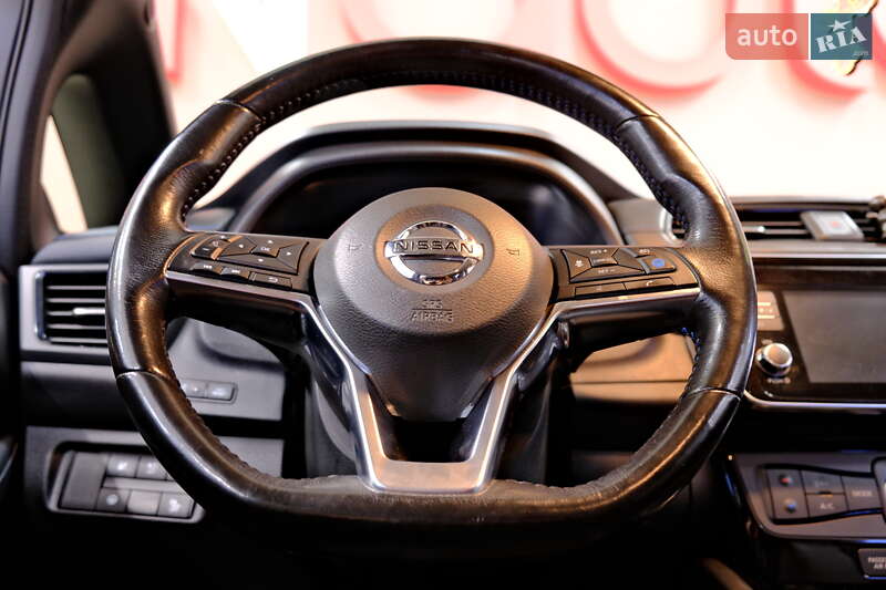 Хетчбек Nissan Leaf 2019 в Одесі