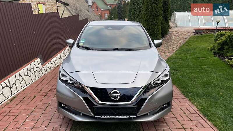 Хетчбек Nissan Leaf 2021 в Києві фото 3 Хетчбек Nissan Leaf 2021 в Києві