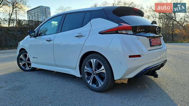 Хетчбек Nissan Leaf 2018 в Дніпрі фото 13 Хетчбек Nissan Leaf 2018 в Дніпрі