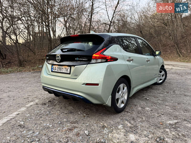 Хэтчбек Nissan Leaf 2018 в Киеве фото 3 Хэтчбек Nissan Leaf 2018 в Киеве