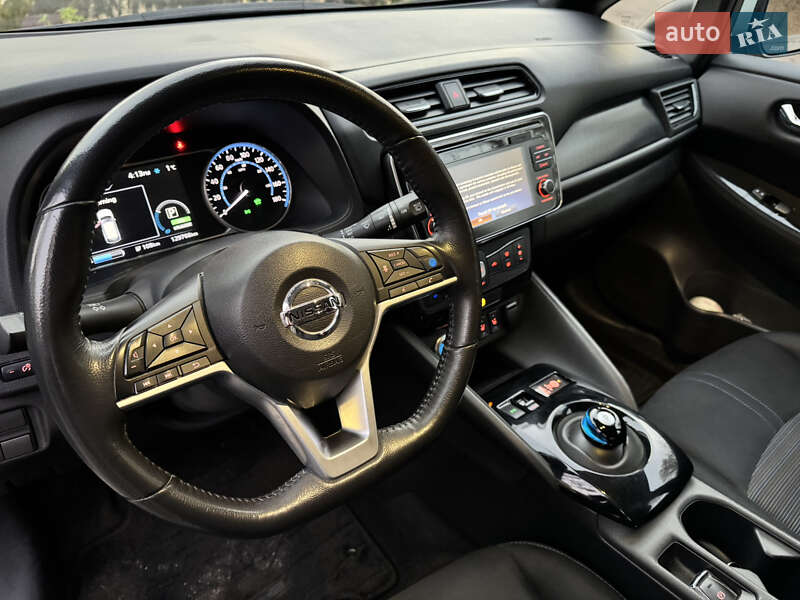 Хэтчбек Nissan Leaf 2018 в Киеве фото 36 Хэтчбек Nissan Leaf 2018 в Киеве