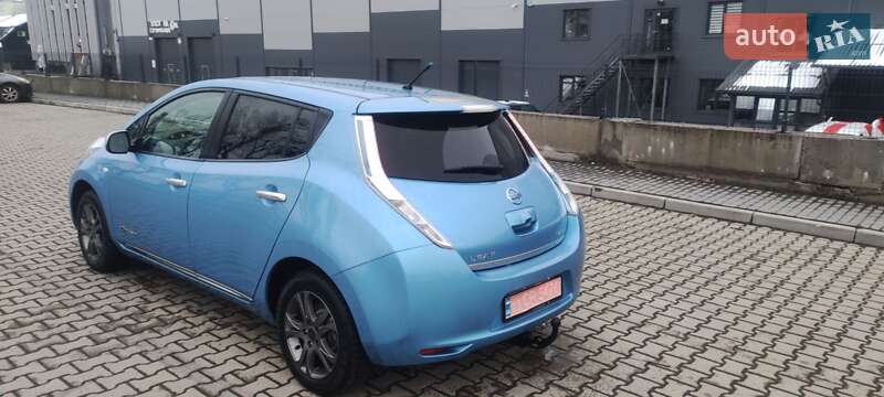 Хэтчбек Nissan Leaf 2012 в Ивано-Франковске