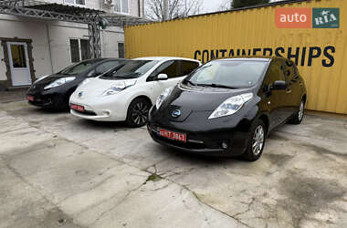 Хэтчбек Nissan Leaf 2016 в Умани