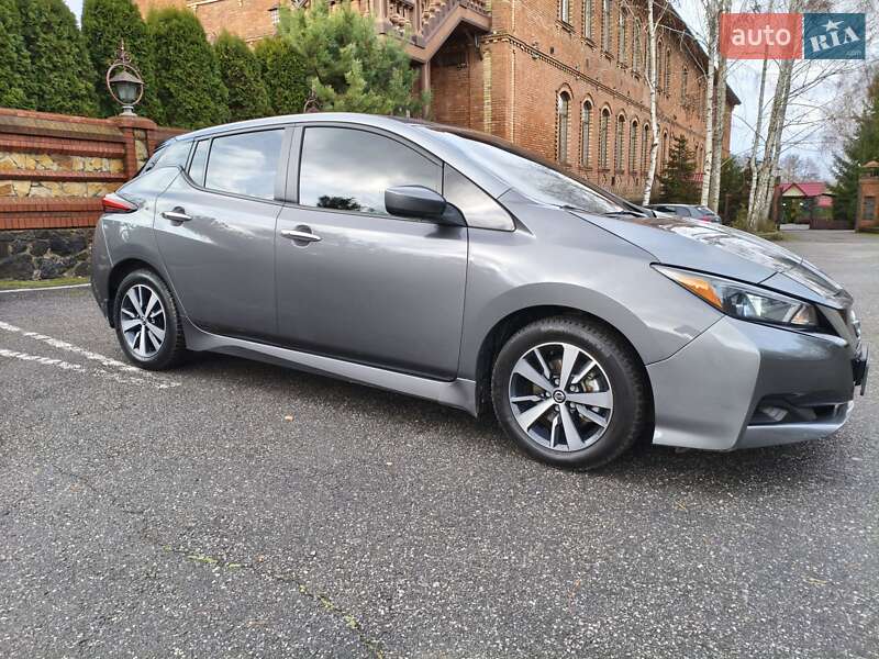 Хетчбек Nissan Leaf 2021 в Вінниці