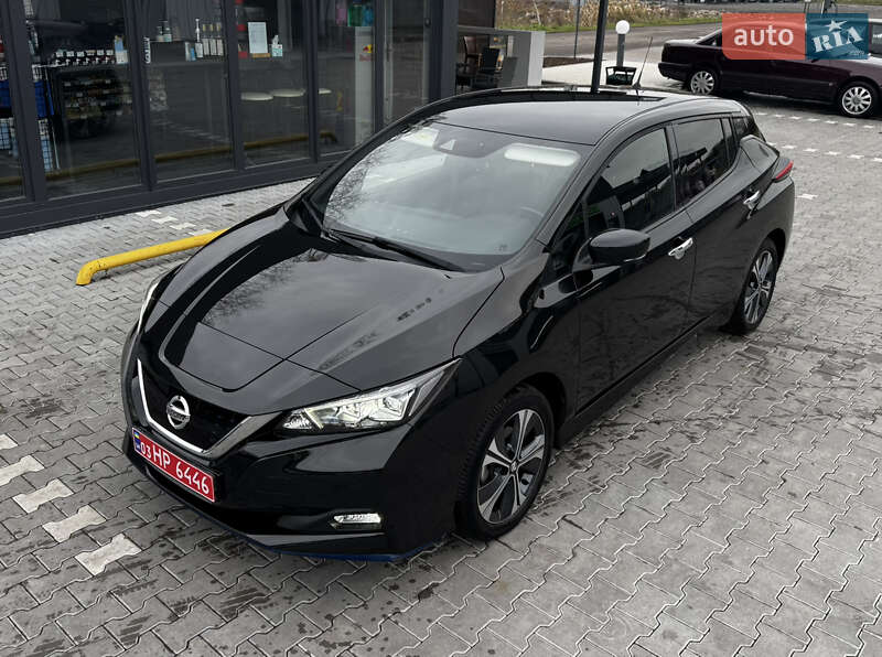 Хэтчбек Nissan Leaf 2021 в Владимире