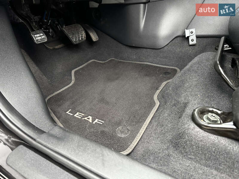 Хэтчбек Nissan Leaf 2021 в Владимире