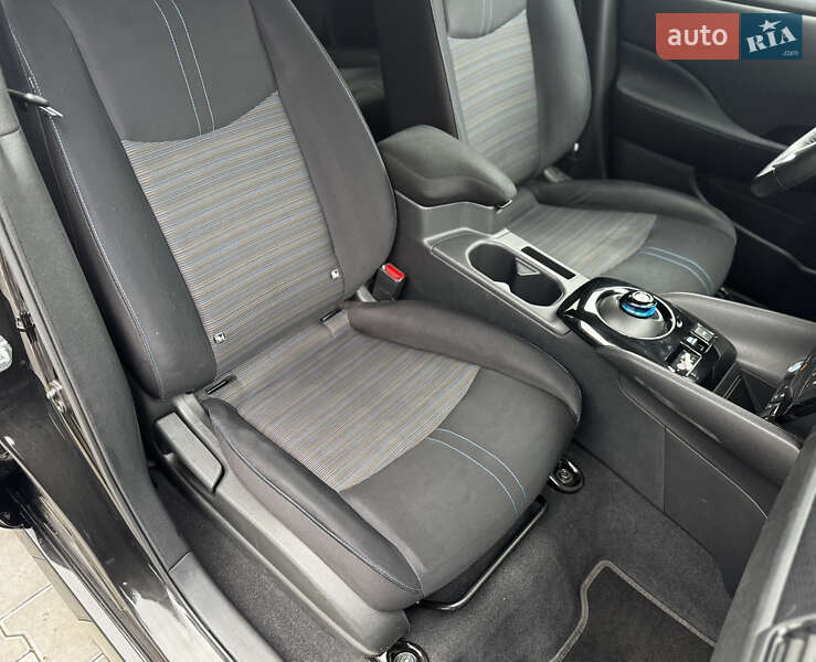 Хэтчбек Nissan Leaf 2021 в Владимире