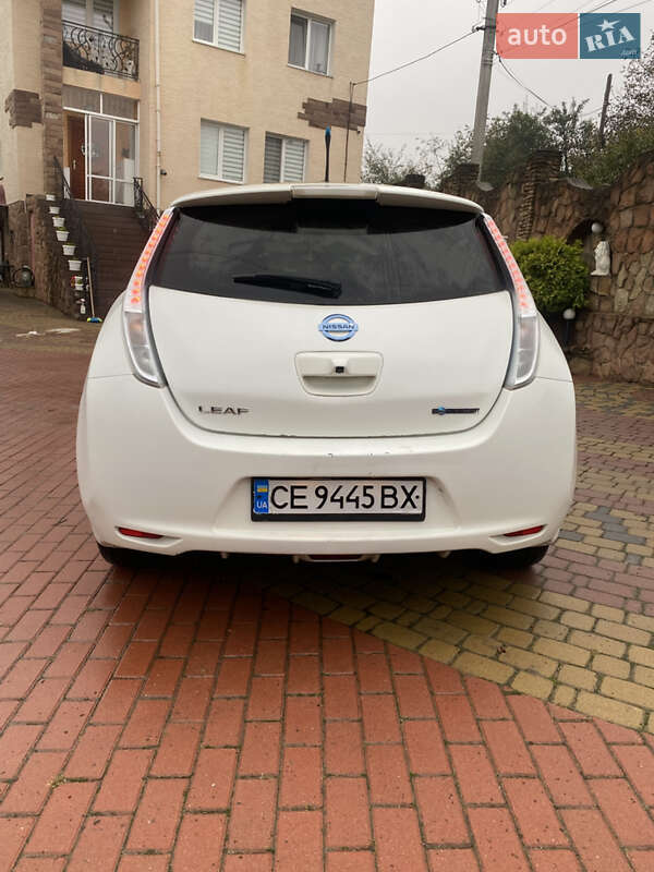 Хэтчбек Nissan Leaf 2014 в Хмельницком