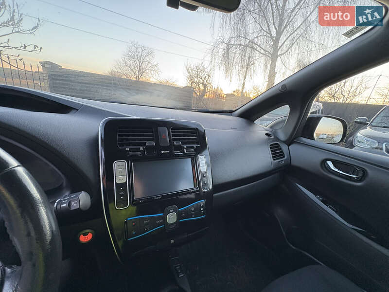 Хэтчбек Nissan Leaf 2014 в Луцке фото 24 Хэтчбек Nissan Leaf 2014 в Луцке