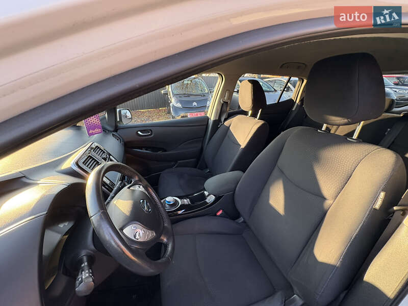 Хэтчбек Nissan Leaf 2014 в Луцке