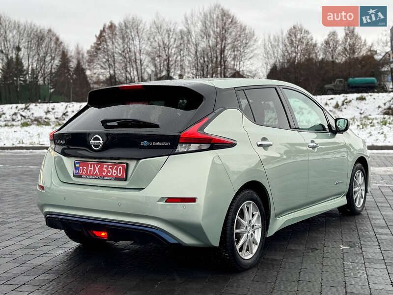 Хэтчбек Nissan Leaf 2018 в Львове