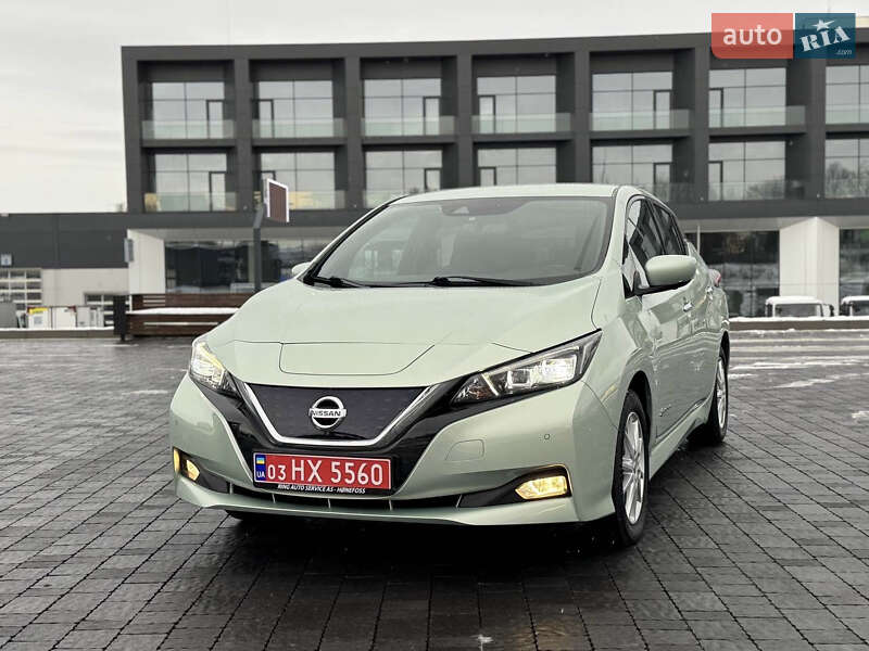 Хэтчбек Nissan Leaf 2018 в Львове
