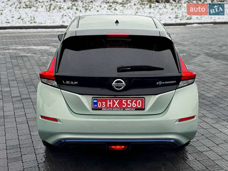 Хэтчбек Nissan Leaf 2018 в Львове