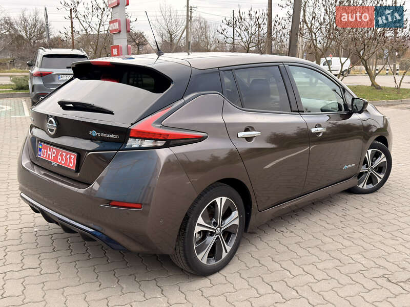 Хэтчбек Nissan Leaf 2018 в Ковеле