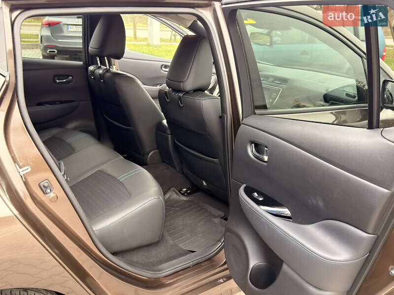 Хэтчбек Nissan Leaf 2018 в Ковеле