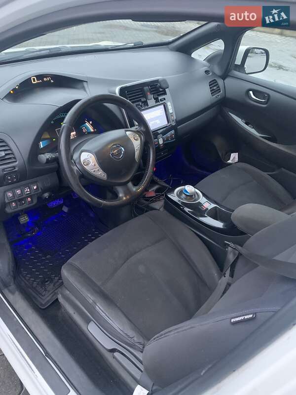 Хетчбек Nissan Leaf 2014 в Сарнах фото 8 Хетчбек Nissan Leaf 2014 в Сарнах