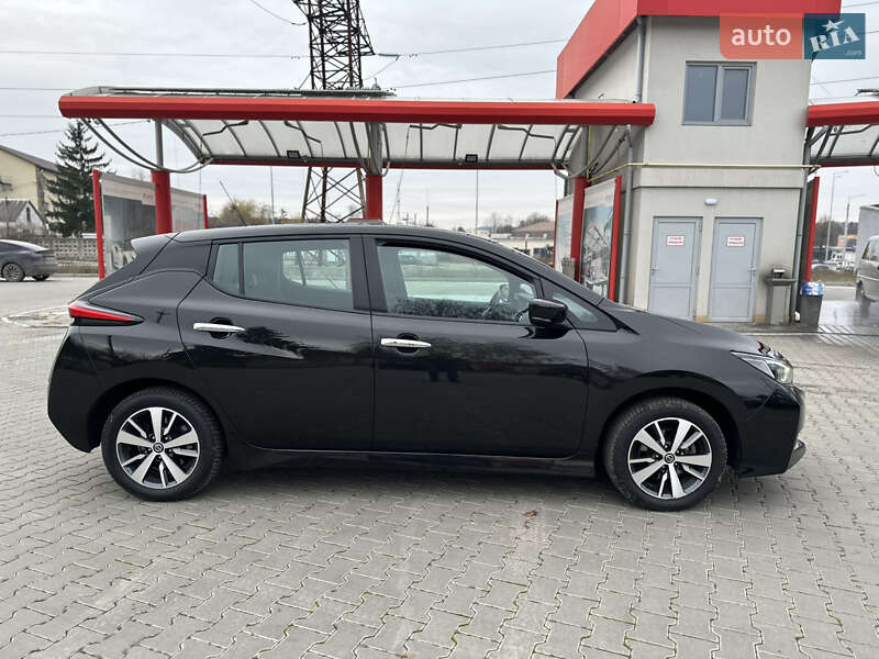 Хэтчбек Nissan Leaf 2021 в Виннице