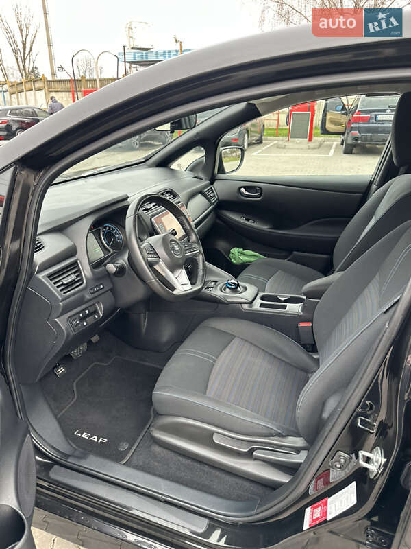 Хэтчбек Nissan Leaf 2021 в Виннице