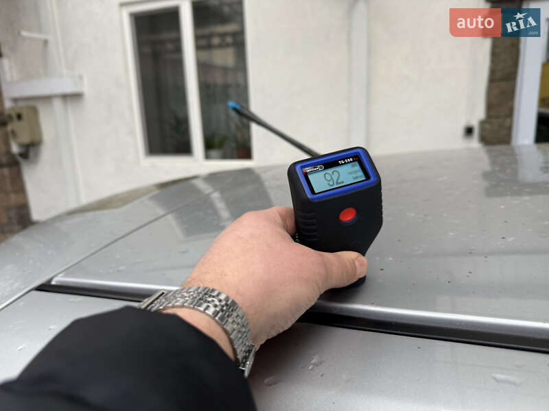 Хэтчбек Nissan Leaf 2012 в Умани