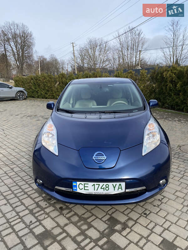 Хэтчбек Nissan Leaf 2015 в Кицмани
