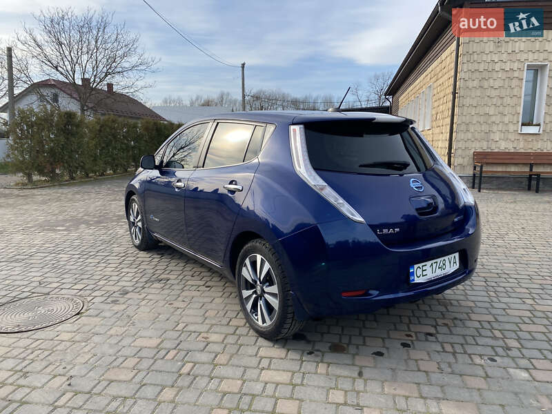 Хэтчбек Nissan Leaf 2015 в Кицмани
